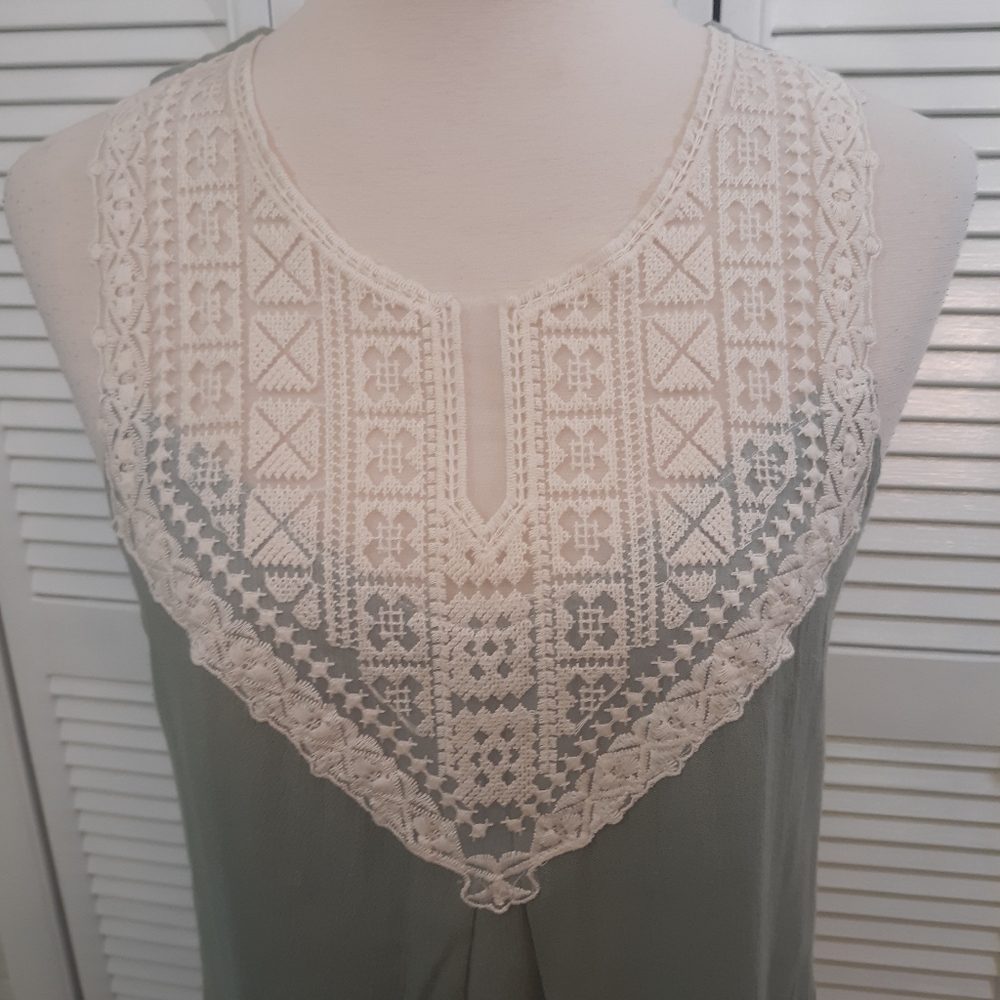 Buttons olive aline gauze lace dress small *6 - Picture 5 of 6